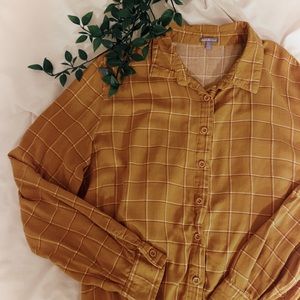 Charlotte Russe yellow flannel crop top